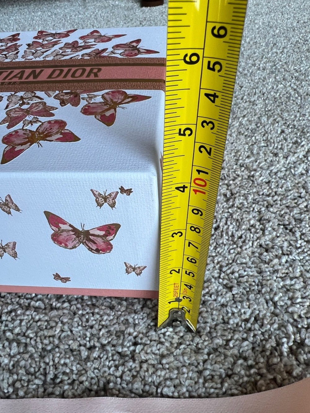 Christian Dior Butterfly Box, card and ribbon - Picture 8 of 10